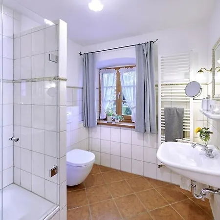 With 2 Bedrooms Holiday home Bernau am Chiemsee